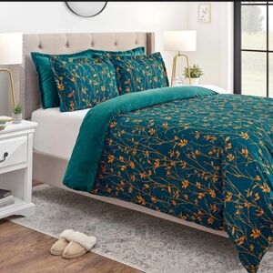 King Teal Microfibre Reversible Duvet Cover Set With Lightweight Duvet Insert